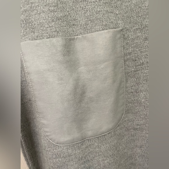 Dress - Picture 2 of 5